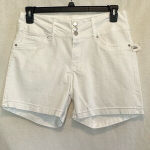 A-149 Workshop Republic Clothing NWT White Denim Pull On Shorts Size‎ 8